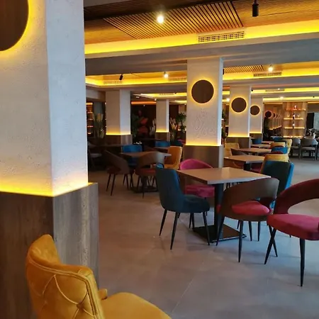 Milmari N73 & Apartman *