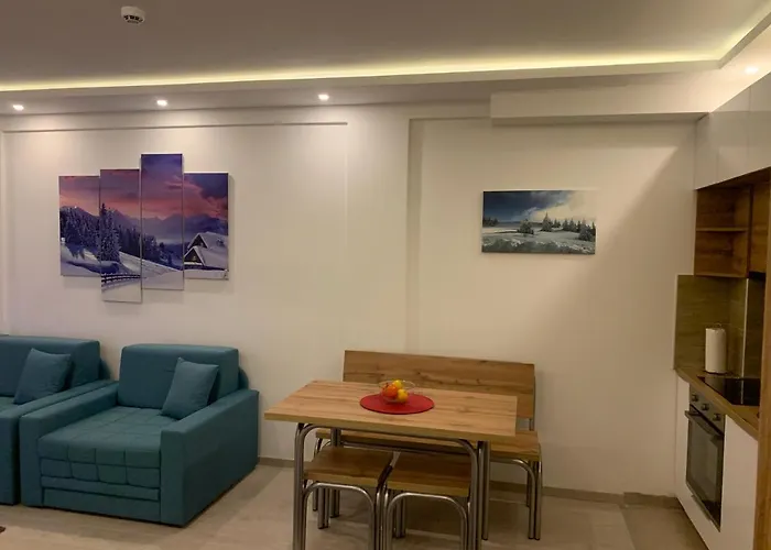 Milmari N73 & 公寓