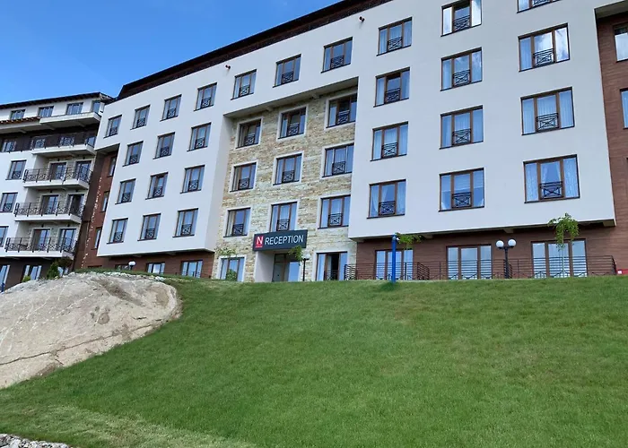 Milmari N73 & 公寓 *