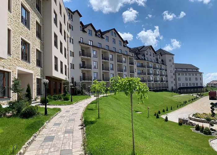 Milmari N73 & 公寓 *