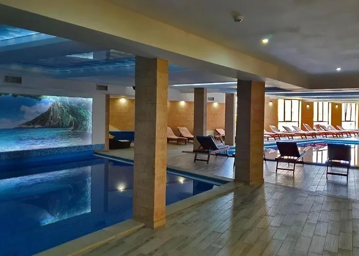 Milmari N73 & 公寓 *